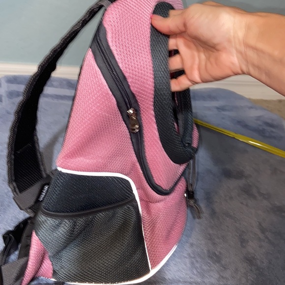 Like new Pet small dog or cat Carrier Backpack. - Picture 7 of 13